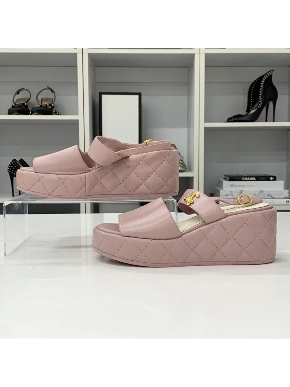CHANEL brand size